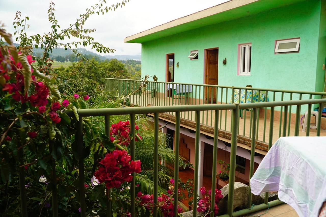 Casa Chapina Francesa Bed and Breakfast San Lorenzo El Tejar Eksteriør billede